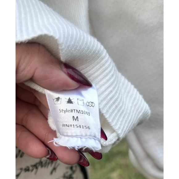 All Row Women’s White Knit Crewneck Sweater Size M Minimalist Soft Pullover - Picture 6 of 10